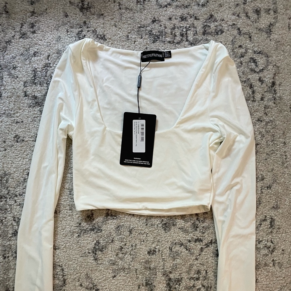 Pretty Little Thing Long Sleeve Crop Top